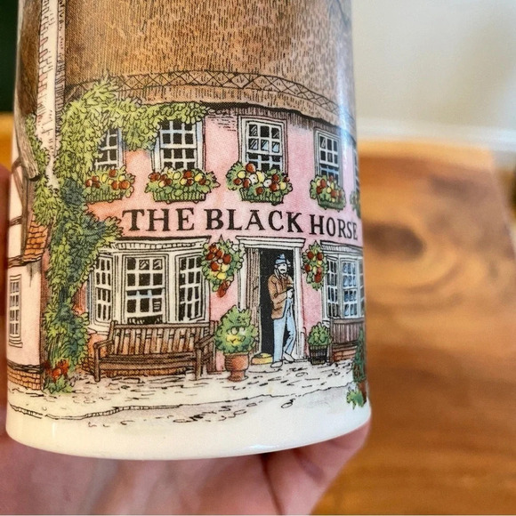 VTG Village Inns Tea Cup Mug The Black Horse Dunoon Sue Scullard Made In England - Picture 13 of 14